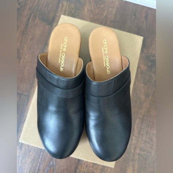 Andre Assous | Sofia Studded Clogs - Picture 5 of 9